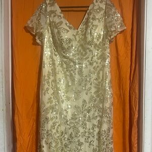 Elegant Gold Sequin Dress